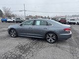 Used 2022 Volkswagen Passat 2.0T SE image 5