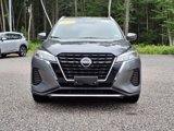 Used 2022 Nissan Kicks SV image 2