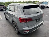Certified 2023 Volkswagen Taos SE image 5