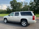 Used 2013 Chevrolet Suburban LT image 4