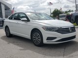 Used 2019 Volkswagen Jetta SE w/ Cold Weather Package image 3