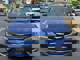 Used 2016 Chrysler 200 Limited image 2