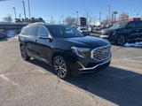 Used 2021 GMC Terrain Denali w/ Denali Premium Package image 3