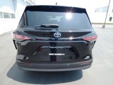 Used 2022 Toyota Sienna XLE image 4
