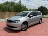 Used 2023 Chrysler Voyager LX image 3