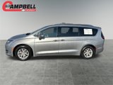 Used 2020 Chrysler Pacifica Touring-L image 2