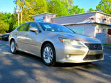 Used 2013 Lexus ES 300h w/ Luxury Pkg image 5