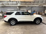 Used 2022 Ford Explorer XLT w/ Equipment Group 202A image 6