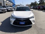 Used 2017 Toyota Camry SE image 3