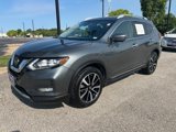 Used 2018 Nissan Rogue SL w/ Premium Package image 2