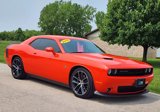 Used 2016 Dodge Challenger R/T Scat Pack w/ Leather Interior Group image 2
