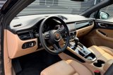 Certified 2023 Porsche Macan Turbo image 4