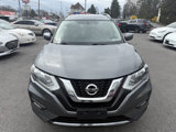 Used 2017 Nissan Rogue SV image 2