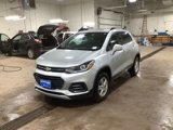 Used 2020 Chevrolet Trax LT w/ LT Convenience Package image 3