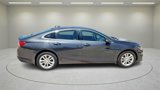 Used 2017 Chevrolet Malibu LT w/ Driver Confidence Package image 2