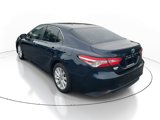 Used 2018 Toyota Camry LE image 3