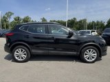Used 2019 Nissan Rogue Sport SV image 2