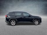 Used 2022 Toyota RAV4 LE image 3