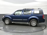 Used 2011 Nissan Pathfinder LE w/ Navigation Pkg image 3