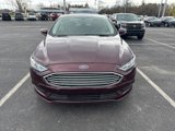 Used 2017 Ford Fusion SE w/ Fusion SE Technology Package image 2