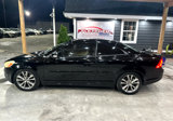 Used 2011 Volvo C70 T5 w/ Convenience Pkg image 3
