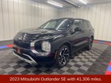 Used 2023 Mitsubishi Outlander SE image 3