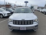 Used 2021 Jeep Grand Cherokee Laredo X image 3