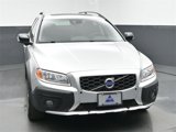 Used 2016 Volvo XC70 T5 Premier w/ Proximity Package image 2