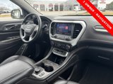 Used 2023 GMC Acadia SLT image 4