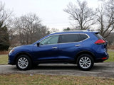 Used 2017 Nissan Rogue SV image 4