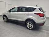 Used 2019 Ford Escape SE image 3