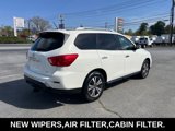 Used 2017 Nissan Pathfinder SV image 5
