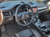 Certified 2024 Porsche Macan image 4