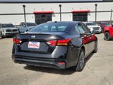 Used 2023 Nissan Altima 2.5 SV image 5