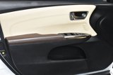 Used 2018 Toyota Avalon XLE Premium image 4