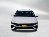Certified 2025 Hyundai Elantra SE w/ Cargo Package image 2