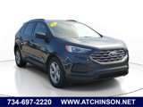 Used 2022 Ford Edge SE image 2