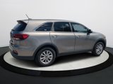Used 2019 Kia Sorento LX image 4
