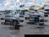 Used 2022 Buick Encore GX Essence image 2