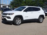 Used 2023 Jeep Compass Latitude image 5