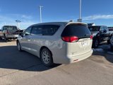 Used 2017 Chrysler Pacifica Touring image 2