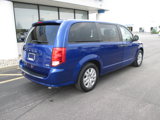 Used 2019 Dodge Grand Caravan SE image 3