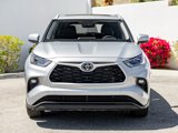Used 2024 Toyota Highlander LE image 3