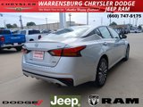 Used 2023 Nissan Altima 2.5 SV w/ SV Premium Package image 3