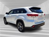Used 2019 Toyota Highlander FWD V6 image 6