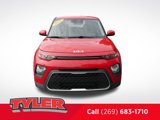 Used 2022 Kia Soul LX image 2