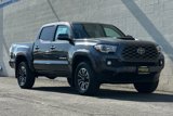 Used 2022 Toyota Tacoma TRD Sport image 2