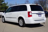 Used 2014 Chrysler Town & Country Touring image 5