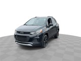 Used 2022 Chevrolet Trax LT w/ Redline Edition image 4