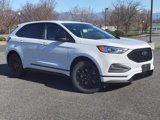 Used 2024 Ford Edge SE w/ Black Appearance Package image 2